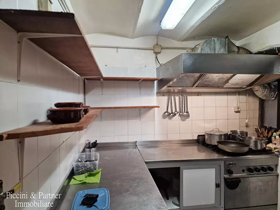 Immagine 75 di Bilocale in vendita  in Via Italia a Magione