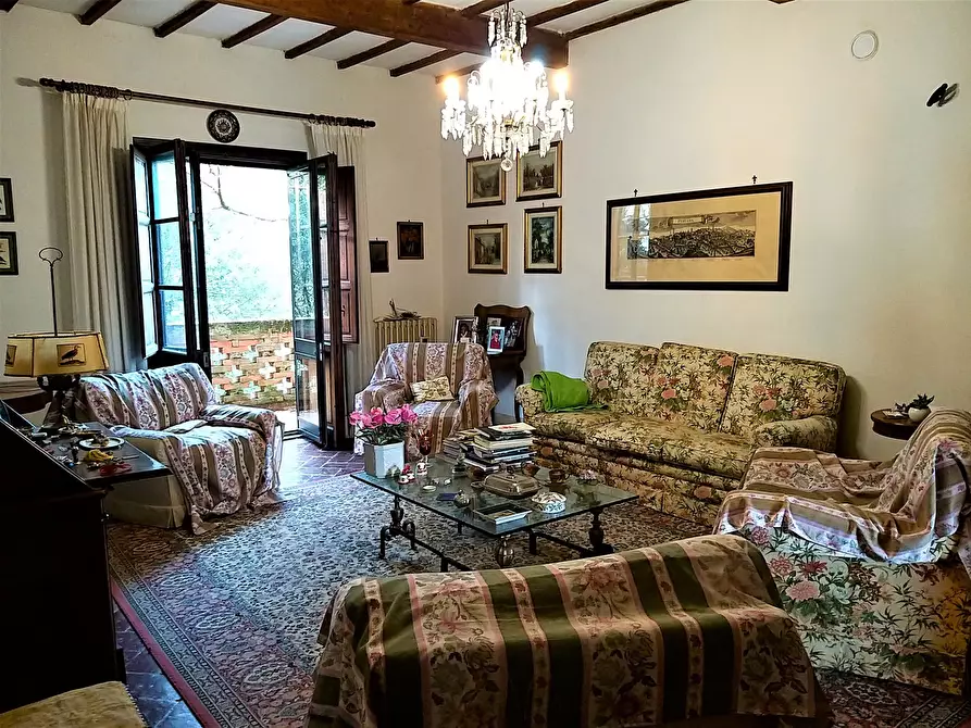 Immagine 26 di Rustico / casale in vendita  in Località I Poggi 28 a Castiglione Del Lago