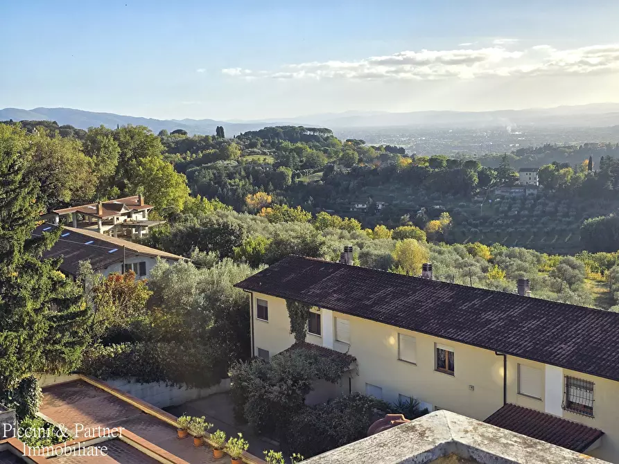 Immagine 22 di Porzione di casa in vendita  in Via dei Narcisi 39 a Perugia
