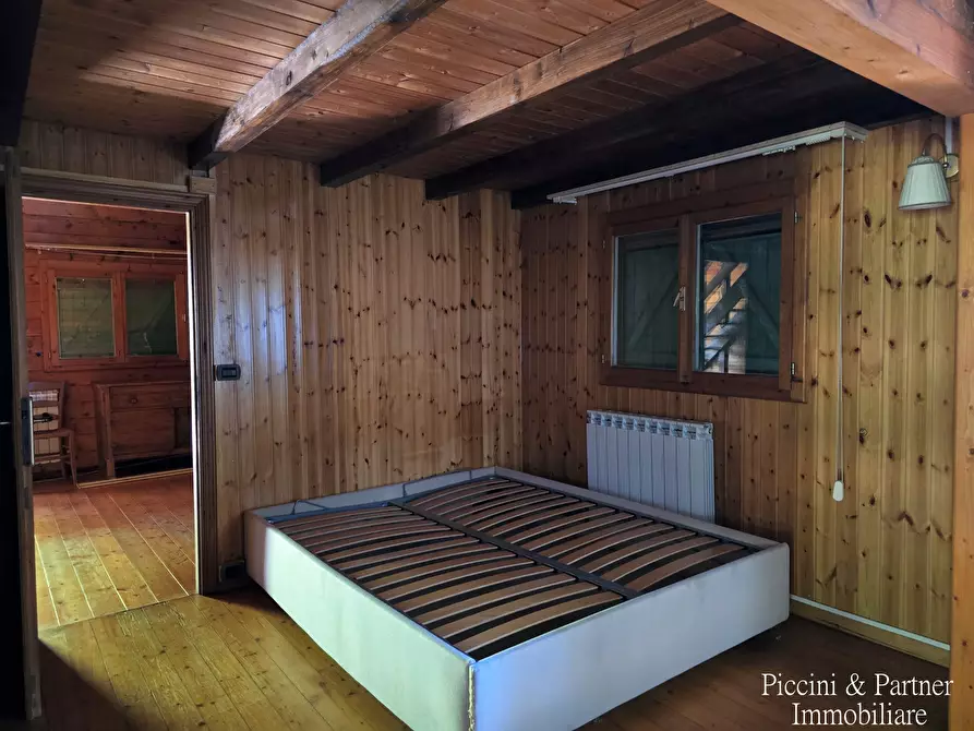 Immagine 47 di Baita in vendita  in Via dei Cespugli 10 a Passignano Sul Trasimeno