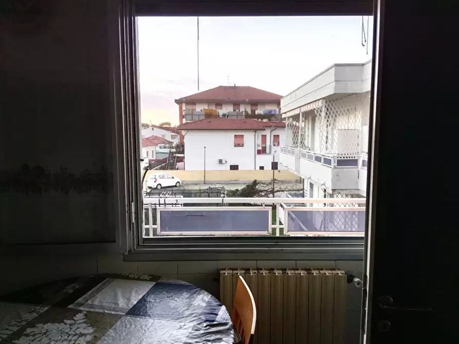 Immagine 12 di Pentalocale in vendita  in Via Marcello Garosi a Massa