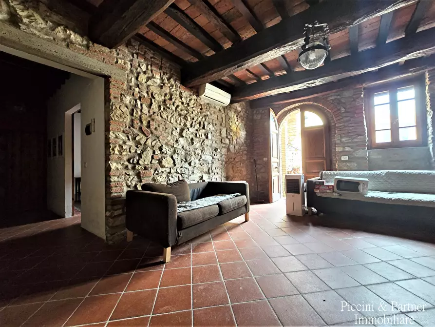 Immagine 35 di Porzione di casa in vendita  in Località Poggetto a Castiglione Del Lago