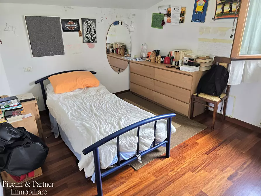 Immagine 56 di Villa in vendita  in Via Lillacci a Perugia