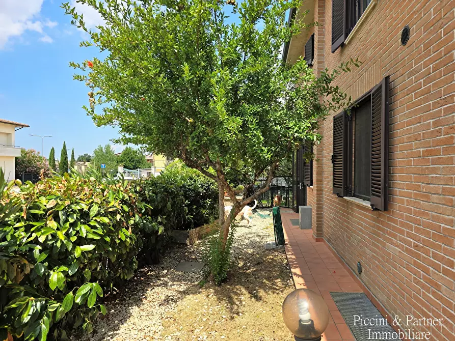 Immagine 87 di Villa in vendita  in Via Lillacci a Perugia