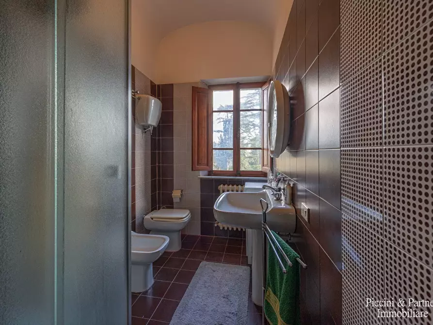 Immagine 52 di Villa in vendita  in Via Gozzano Vocabolo Giorgi a Castiglione Del Lago