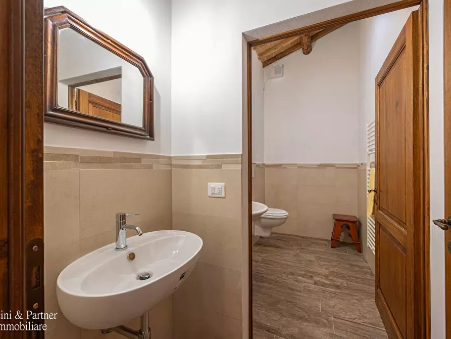 Immagine 59 di Villa in vendita  in Via Gozzano Vocabolo Giorgi a Castiglione Del Lago