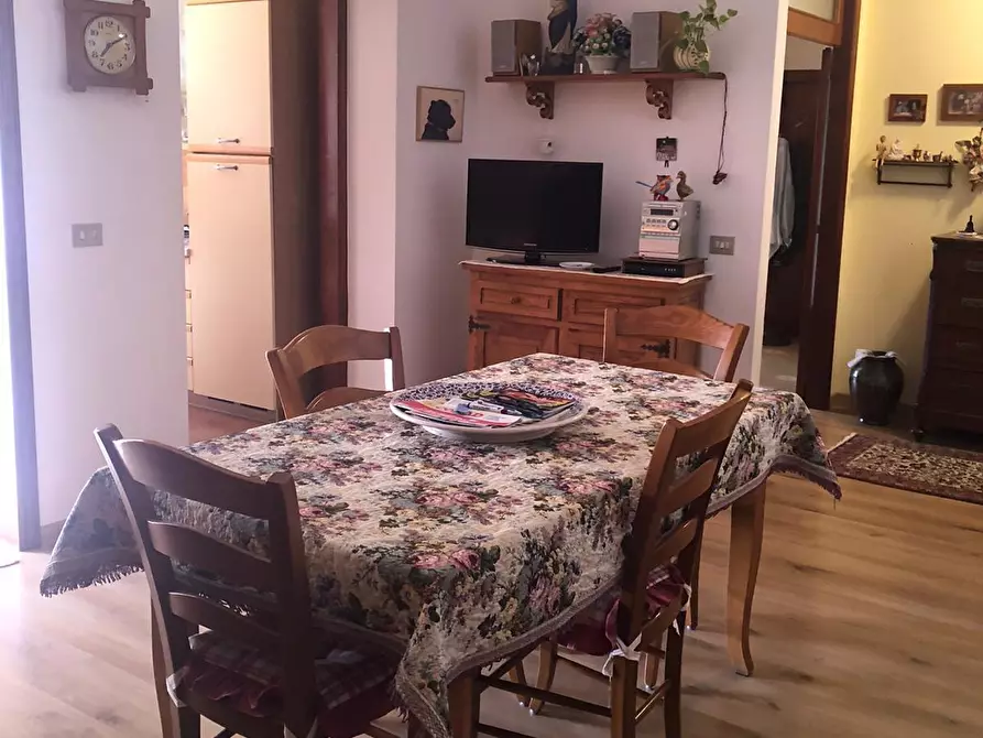 Immagine 11 di Pentalocale in vendita  in Via Fioretti a Castiglione Del Lago