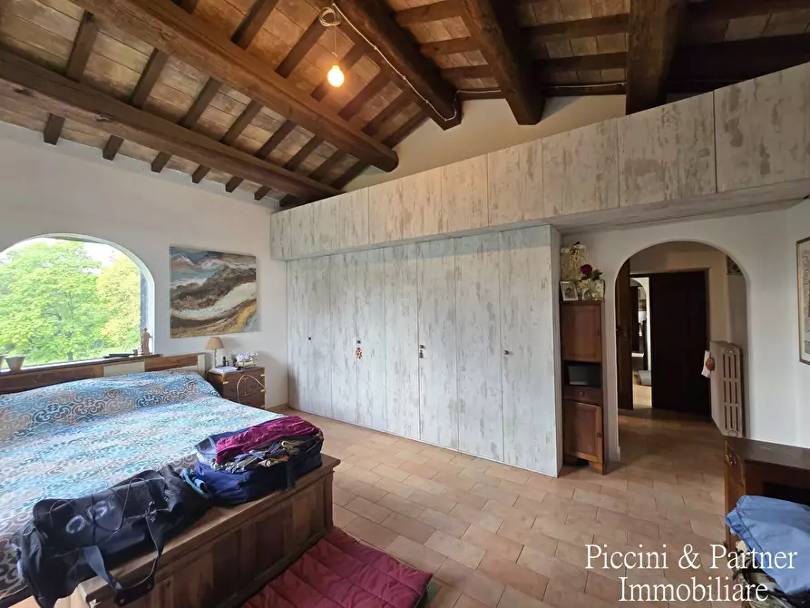 Immagine 43 di Rustico / casale in vendita  in Strada Ponte Resina - Monte Acutello 1 a Perugia