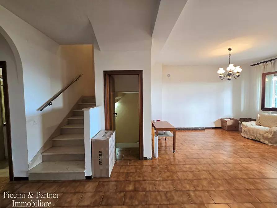 Immagine 27 di Villetta a schiera in vendita  in Via delle Querce 30 a Assisi