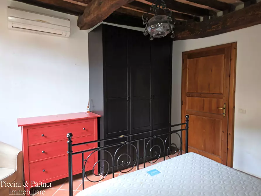 Immagine 29 di Porzione di casa in vendita  in Località Poggetto a Castiglione Del Lago