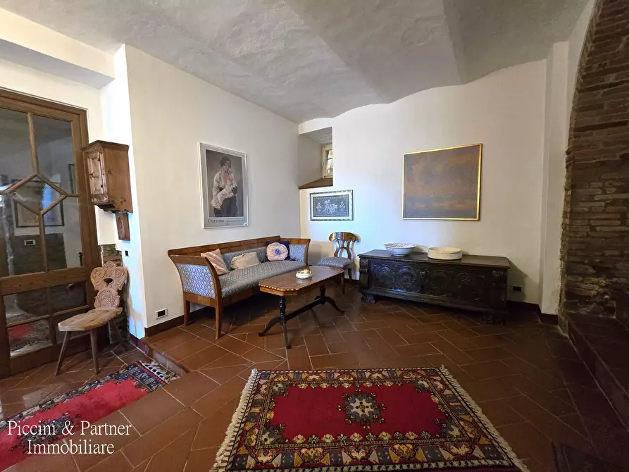 Immagine 18 di Rustico / casale in vendita  in Località Riccio 70A a Cortona