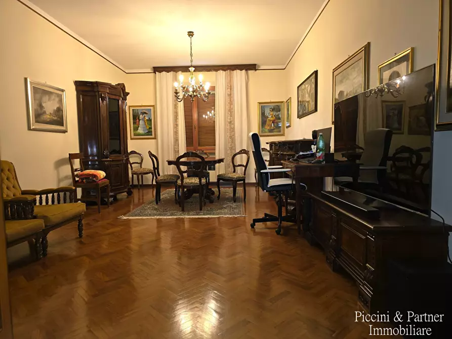 Immagine 12 di Casa bifamiliare in vendita  in Via delle Terme Sud a Montepulciano