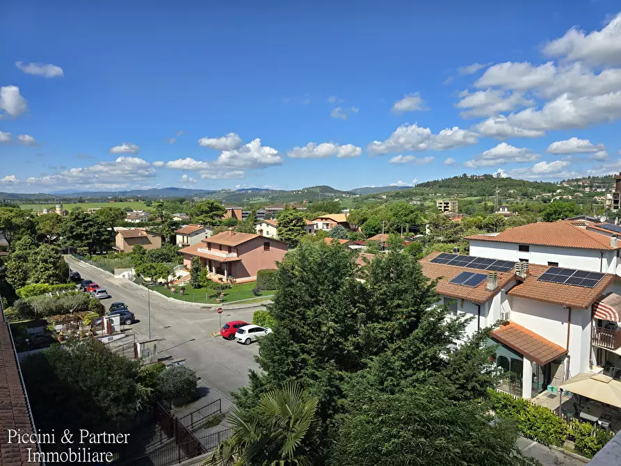 Immagine 37 di Quadrilocale in vendita  in Strada del Giglio a Perugia