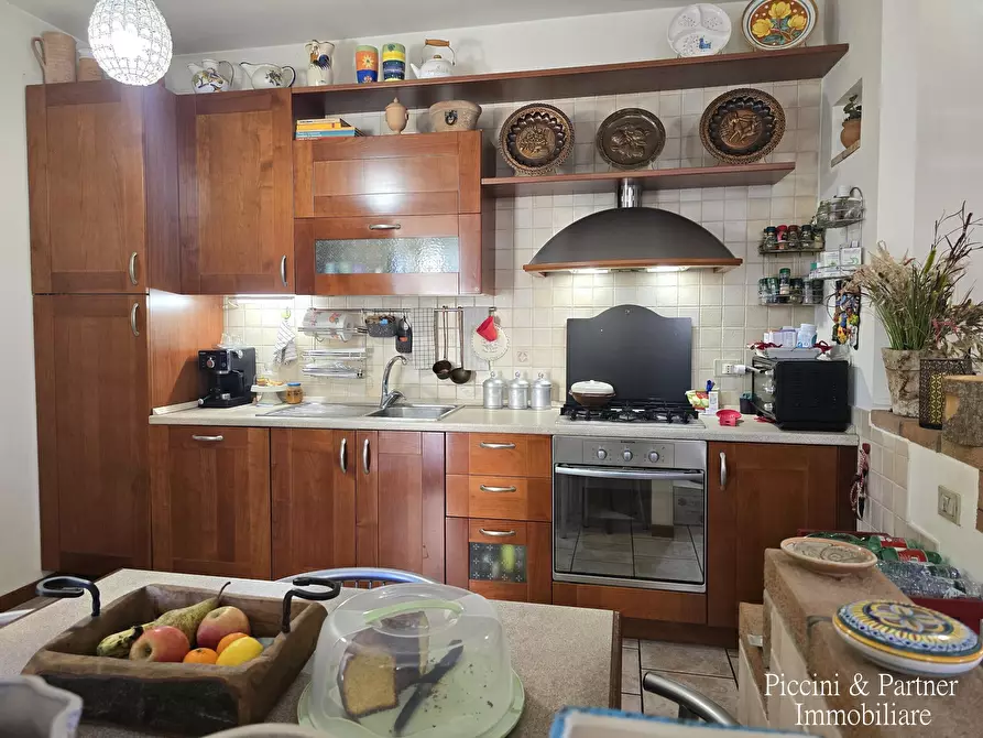 Immagine 11 di Villetta a schiera in vendita  in Via Macedonio Melloni a Spoleto