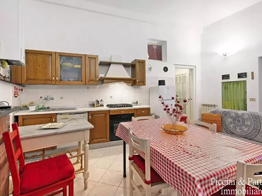 Immagine 3 di Trilocale in vendita  in Via Guani a Levanto