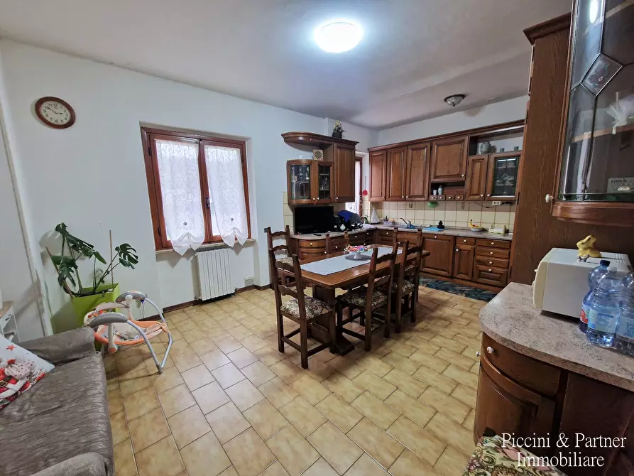 Immagine 14 di Casa bifamiliare in vendita  in Viale Ranchi 2 a Umbertide