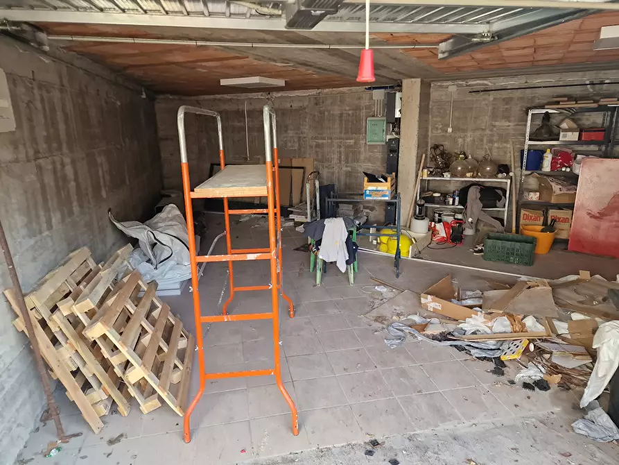 Immagine 43 di Villa in vendita  in Via XXV Aprile a Castiglione Del Lago