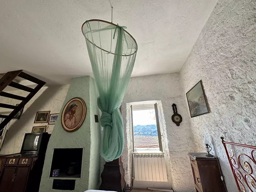 Immagine 16 di Rustico / casale in vendita  in via Garibaldi a Diano San Pietro