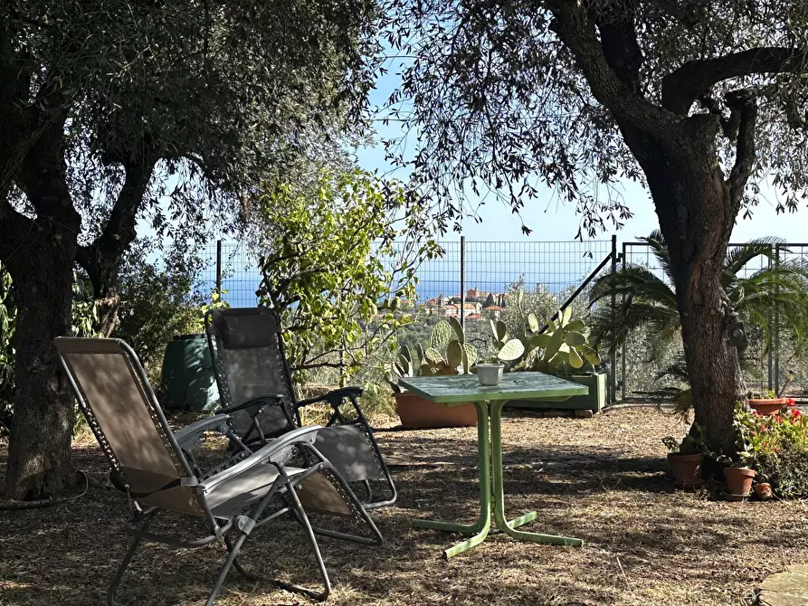 Immagine 5 di Rustico / casale in vendita  in Via Madonna Della Neve a Diano Castello
