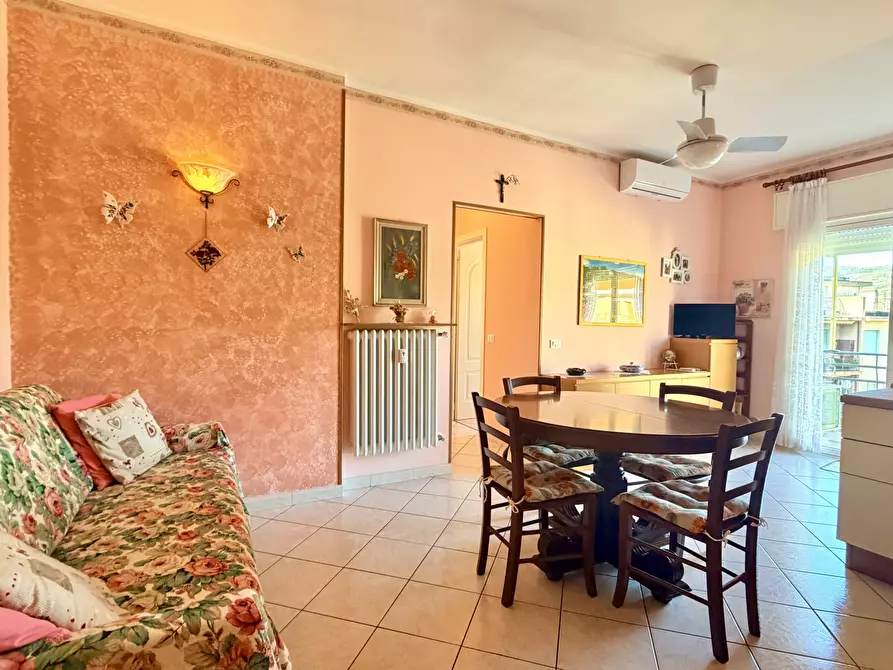 Immagine 1 di Appartamento in vendita  in Corso Europa 41 a Diano Marina