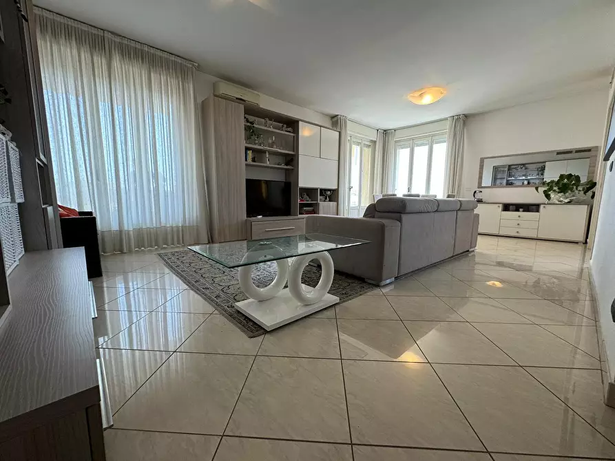 Immagine 18 di Pentalocale in vendita  in Strada San Martino a San Remo