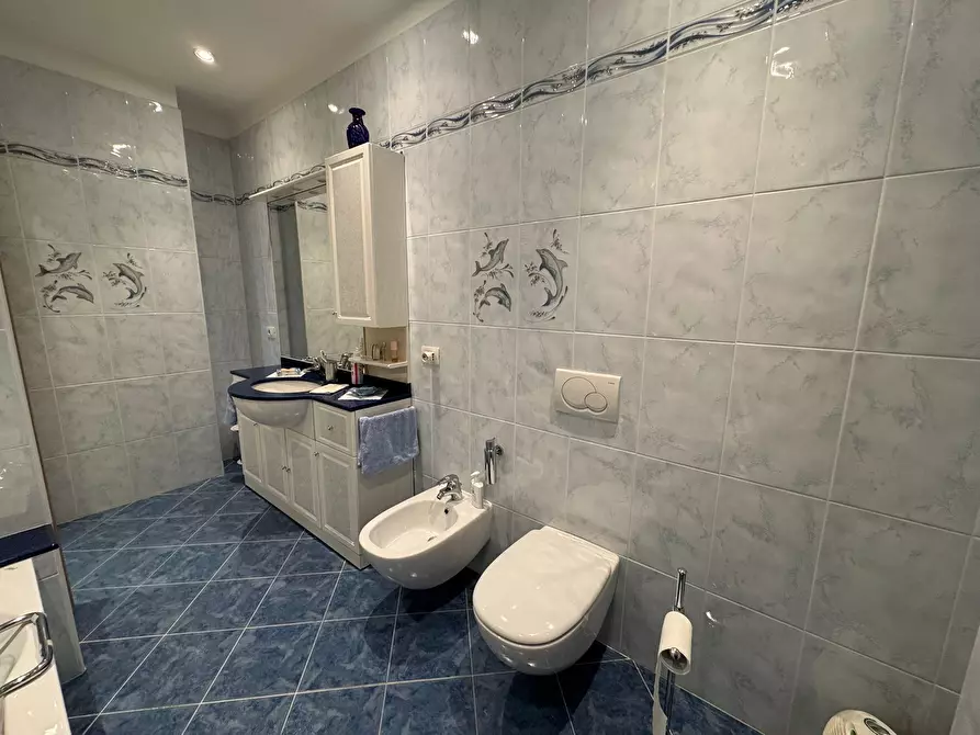 Immagine 31 di Casa bifamiliare in vendita  in Via Padre Semeria 560 a San Remo