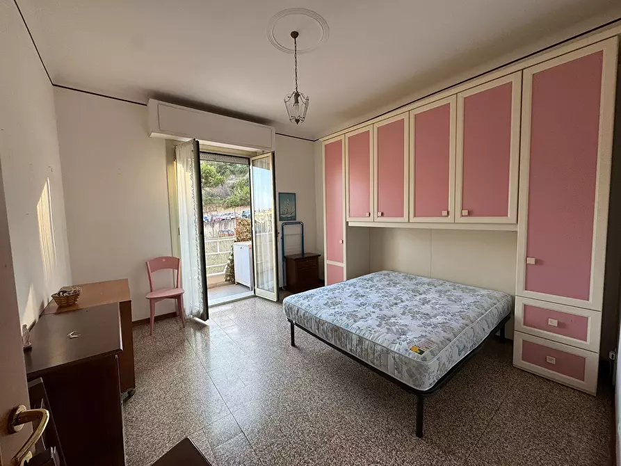 Immagine 6 di Trilocale in vendita  in Corso degli Inglesi 590 a San Remo