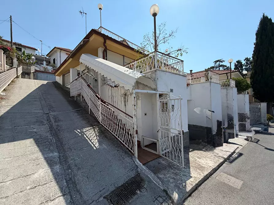 Immagine 37 di Casa bifamiliare in vendita  in Via G. D'Annunzio 28 a San Remo