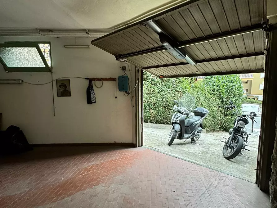 Immagine 12 di Garage in vendita  in Via Pietro Agosti 247 a San Remo