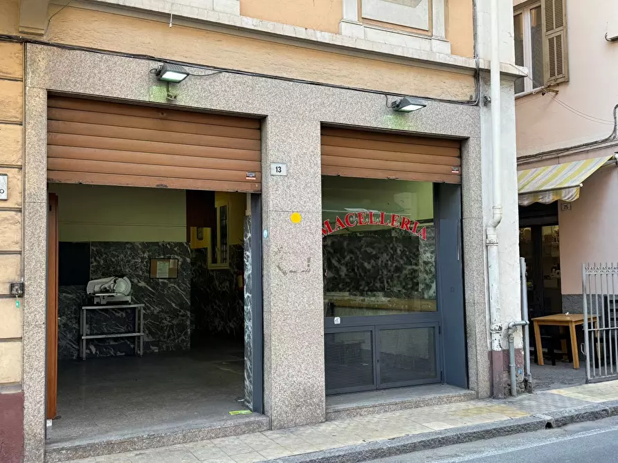 Immagine 4 di Locale commerciale in affitto  in Via Lamarmora 13 a San Remo