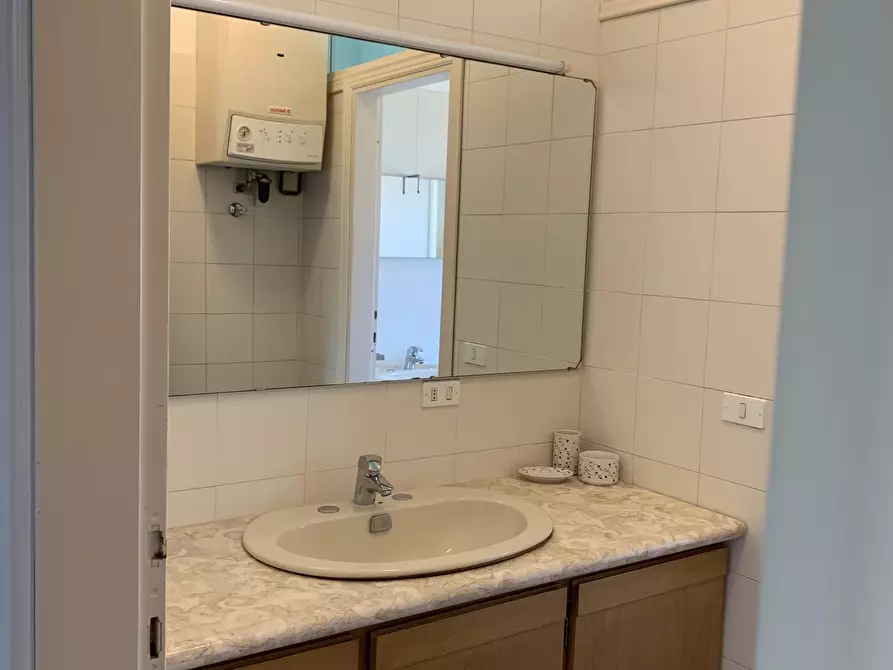 Immagine 15 di Casa semindipendente in affitto  a Pietrasanta