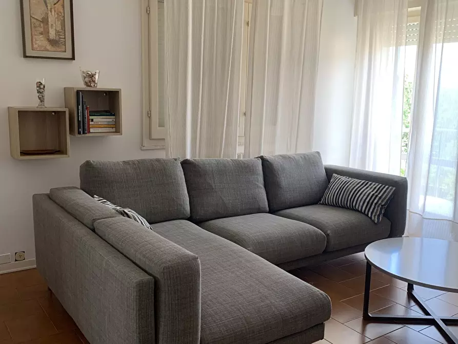Immagine 1 di Casa semindipendente in affitto  a Pietrasanta