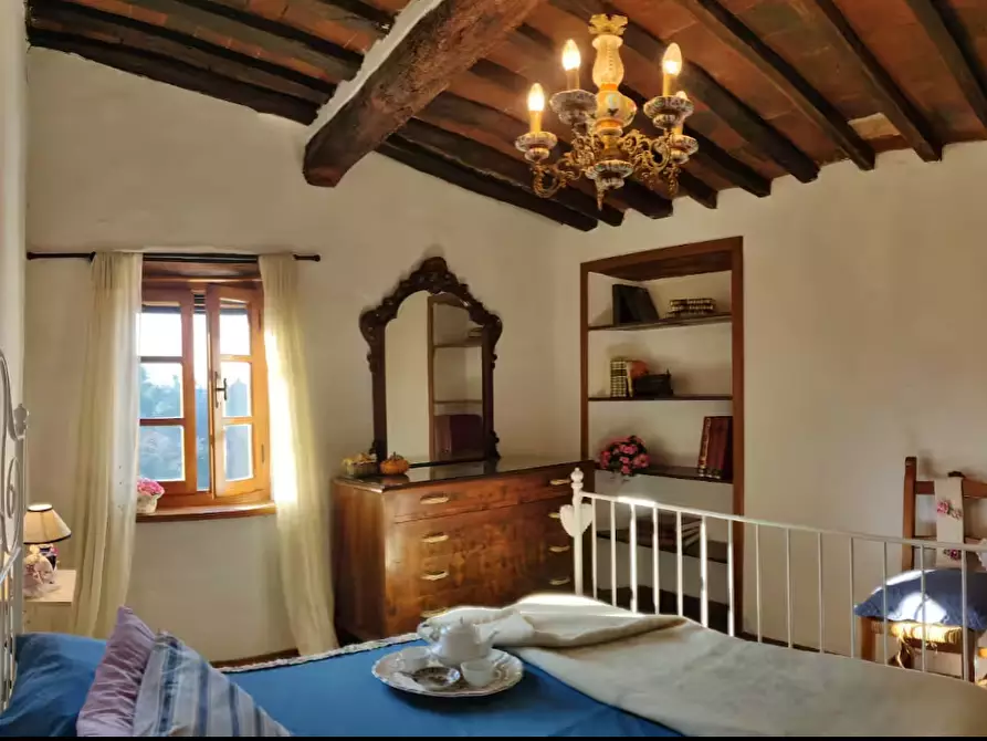 Immagine 10 di Casa semindipendente in affitto  a Camaiore