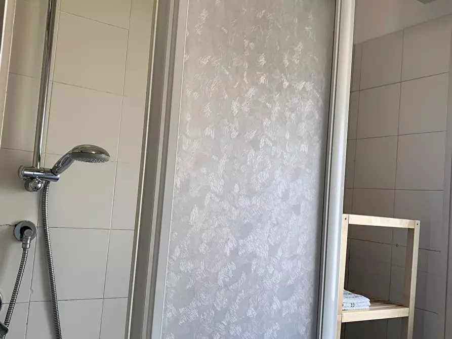 Immagine 18 di Casa semindipendente in affitto  a Pietrasanta