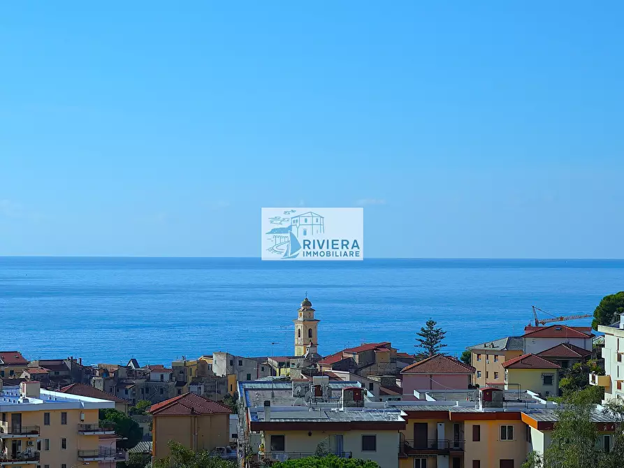 Immagine 4 di Villa in vendita  in Via Giulio Cesare 2 a Santo Stefano Al Mare