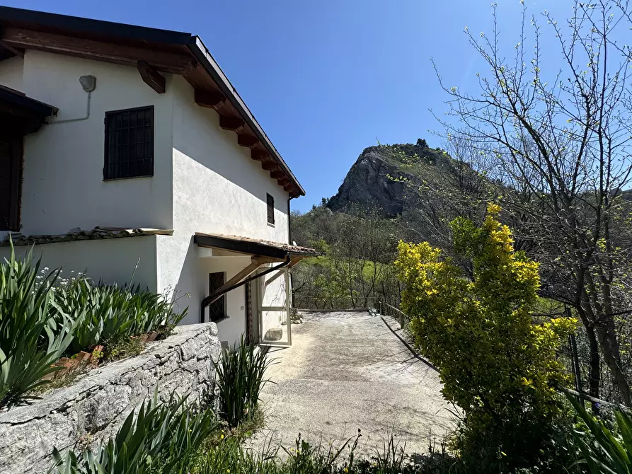 Immagine 1 di Casa indipendente in vendita  a Gessopalena