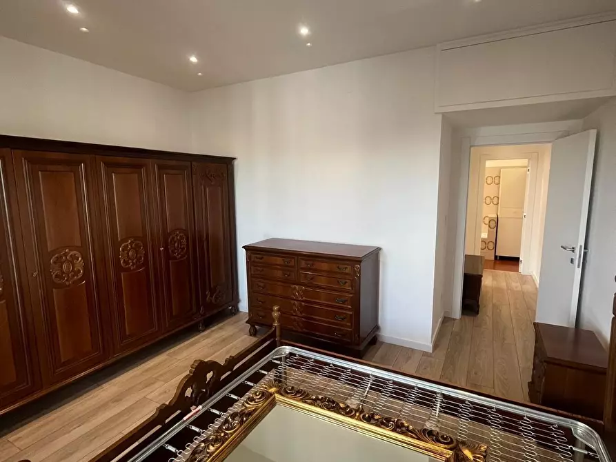 Immagine 20 di Pentalocale in vendita  in Via Martiri VI Ott. 90 a Lanciano