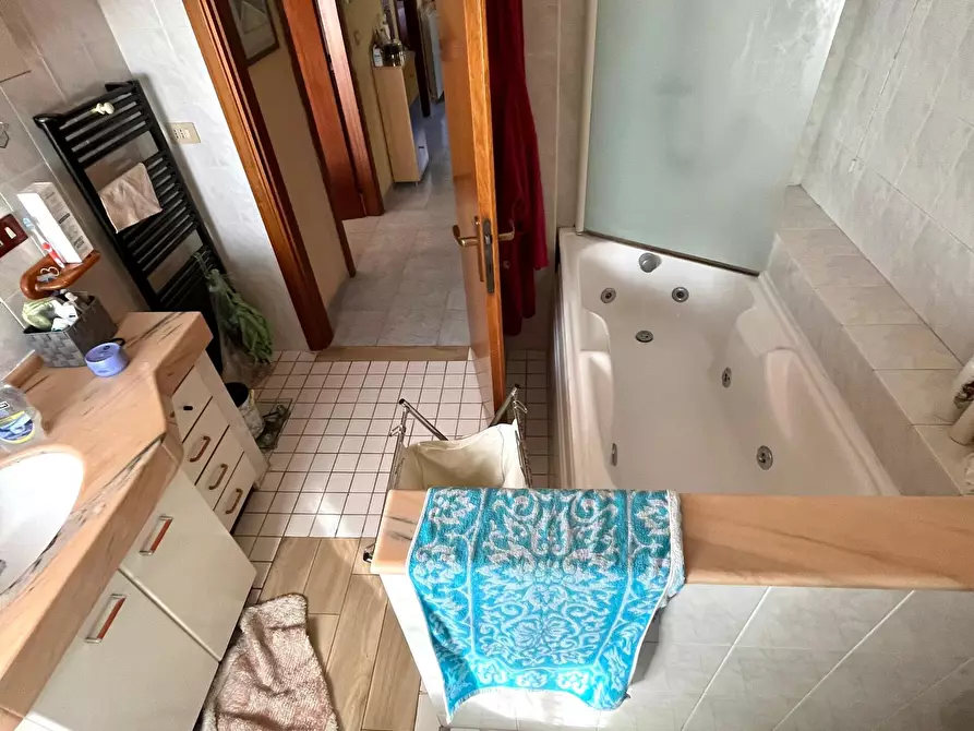 Immagine 30 di Pentalocale in vendita  in Via Giuseppe Spataro 7 a Lanciano