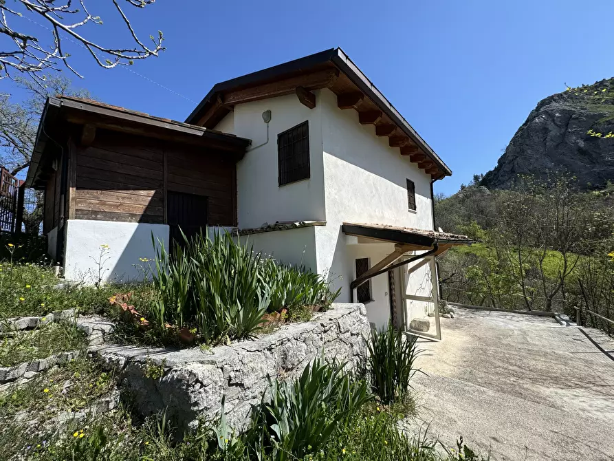 Immagine 53 di Casa indipendente in vendita  a Gessopalena