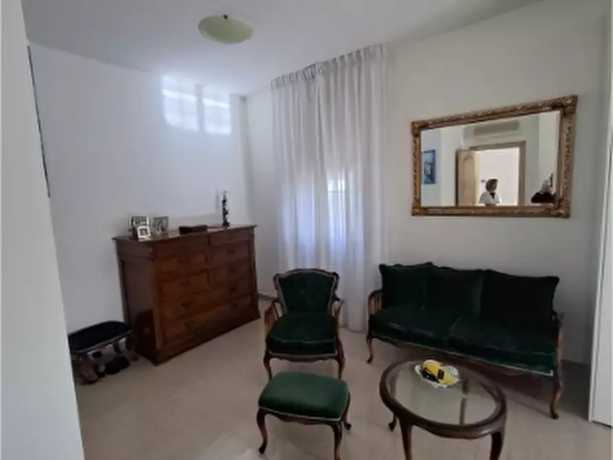 Immagine 47 di Villa in vendita  a Lanciano