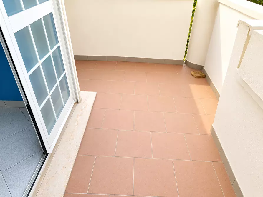 Immagine 13 di Trilocale in vendita  in SS16 194 a Fossacesia