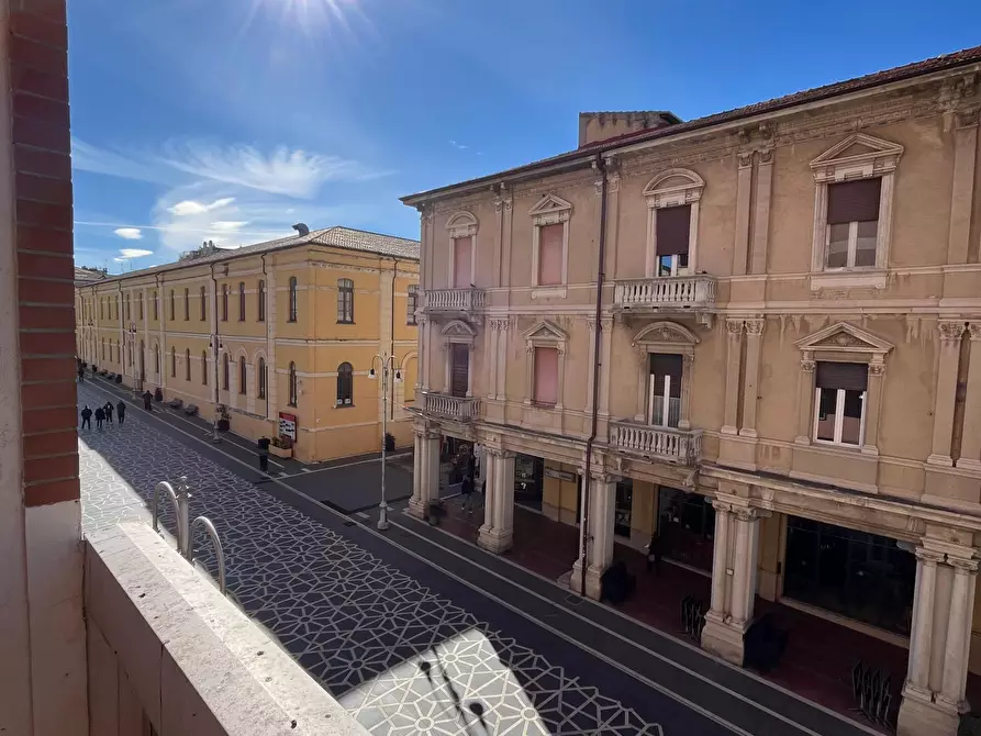 Immagine 14 di Pentalocale in vendita  in Corso Trento e Trieste 43 a Lanciano