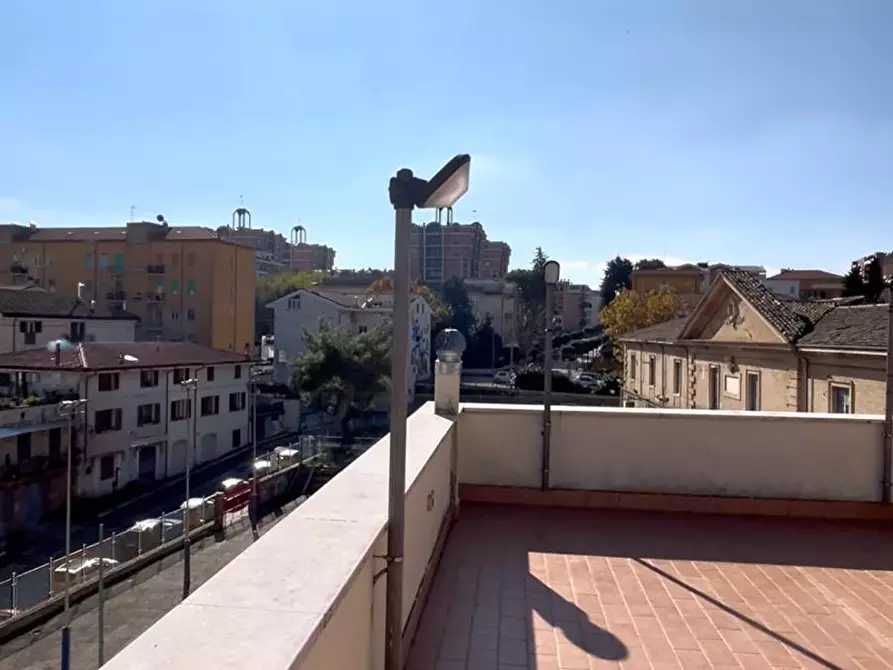 Immagine 27 di Casa indipendente in vendita  in VIA FINAMORE 23 a Lanciano