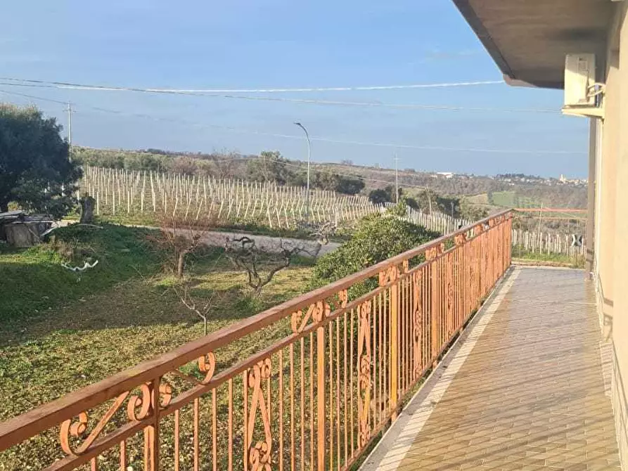 Immagine 7 di Casa bifamiliare in vendita  in Contrada Coste di Moro 23 a Orsogna