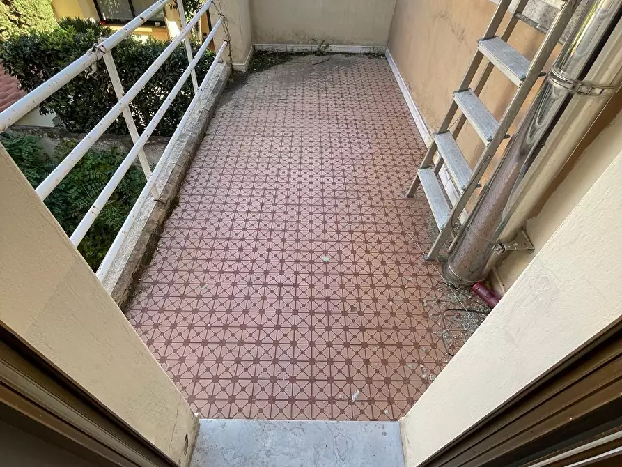 Immagine 3 di Casa indipendente in vendita  in Viale Guglielmo Marconi a Cecina