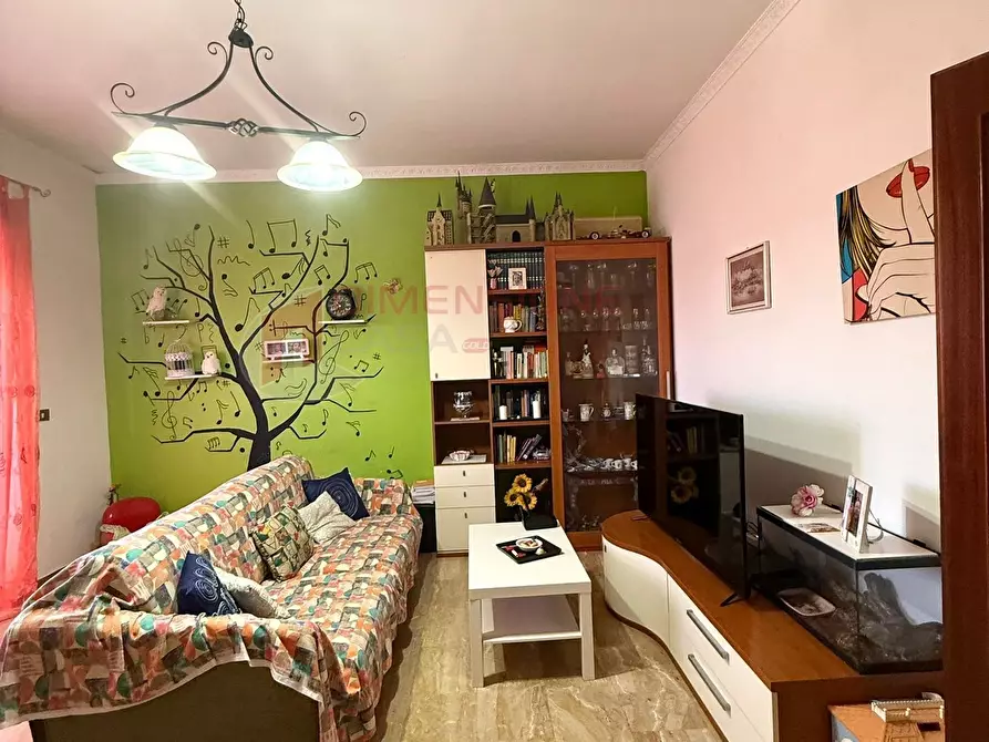 Immagine 2 di Trilocale in vendita  in Via Partanna a Roma