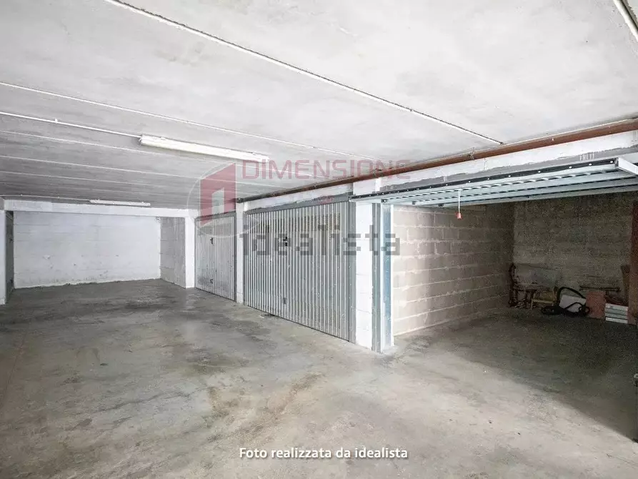 Immagine 19 di Bilocale in vendita  in Via del Fosso dell'Osa 399 a Roma