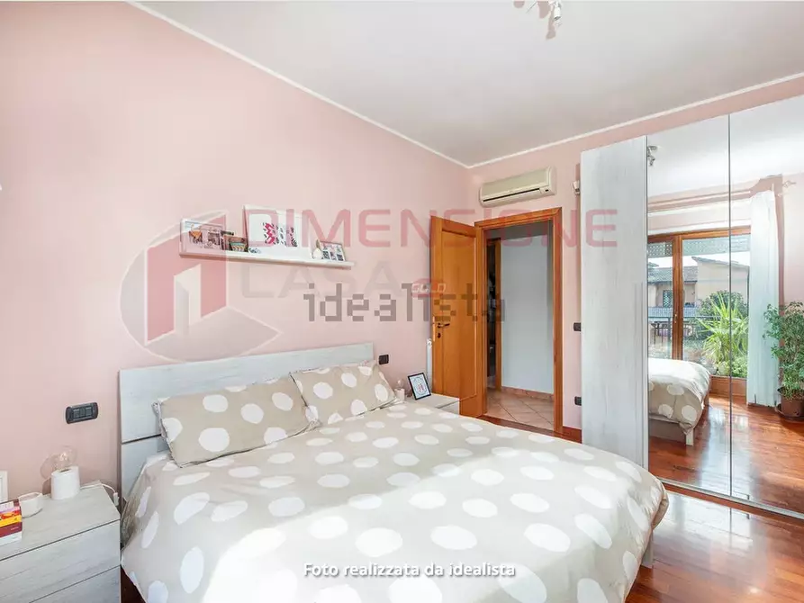 Immagine 11 di Quadrilocale in vendita  in Via delle due torri a Roma