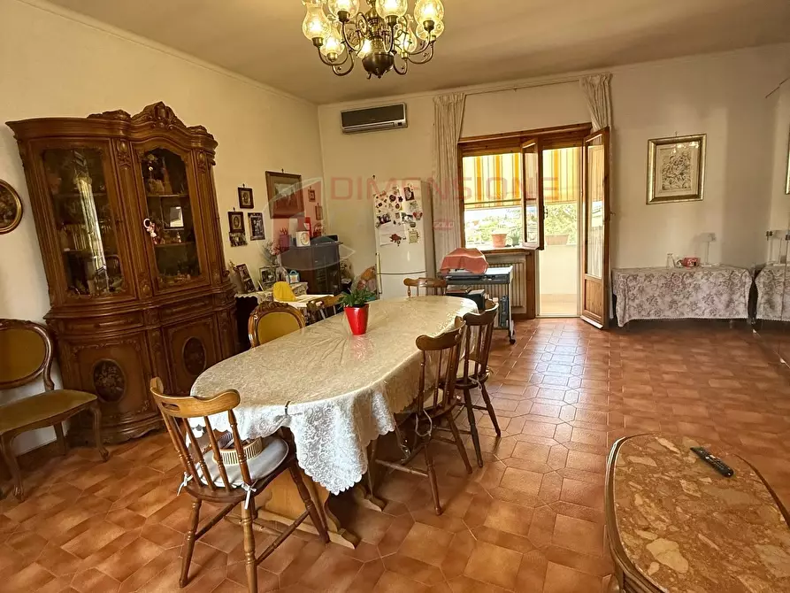 Immagine 14 di Quadrilocale in vendita  in Via Massa di San GiulianoVia di Massa San Giuliano a Roma