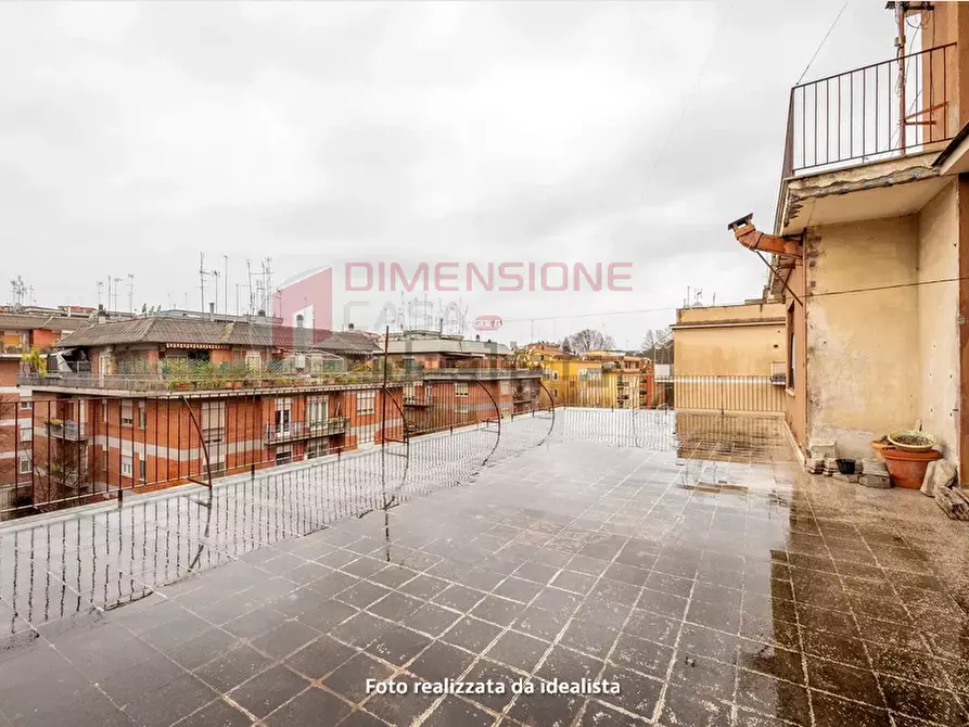 Immagine 1 di Attico in vendita  in Via di Donna Olimpia a Roma